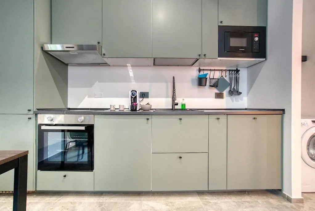 Apartment Vallarsa 10 - Interno 03 Milan